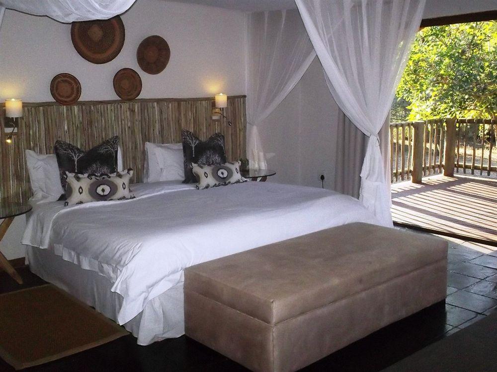 Rhino River Lodge Manyoni Private Game Reserve Esterno foto