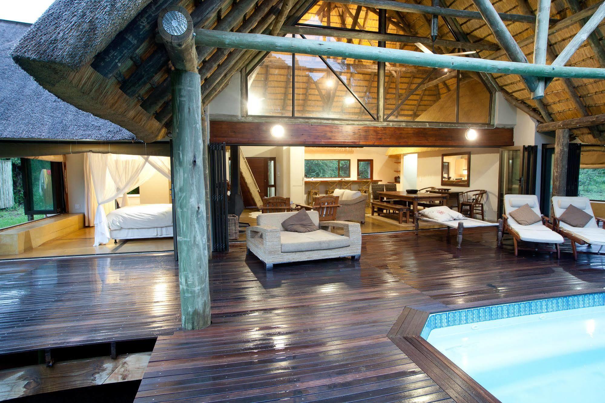 Rhino River Lodge Manyoni Private Game Reserve Esterno foto
