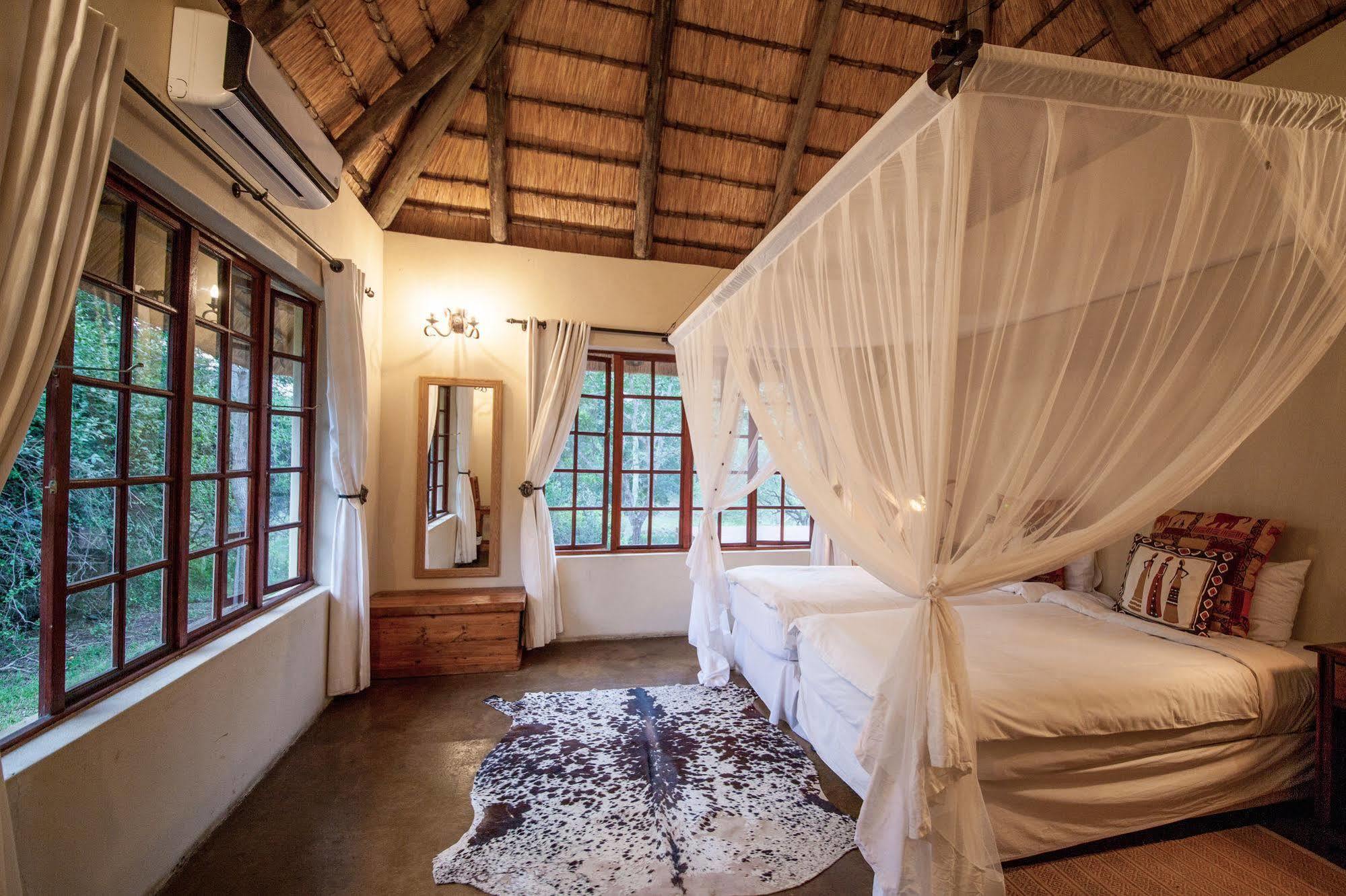 Rhino River Lodge Manyoni Private Game Reserve Esterno foto