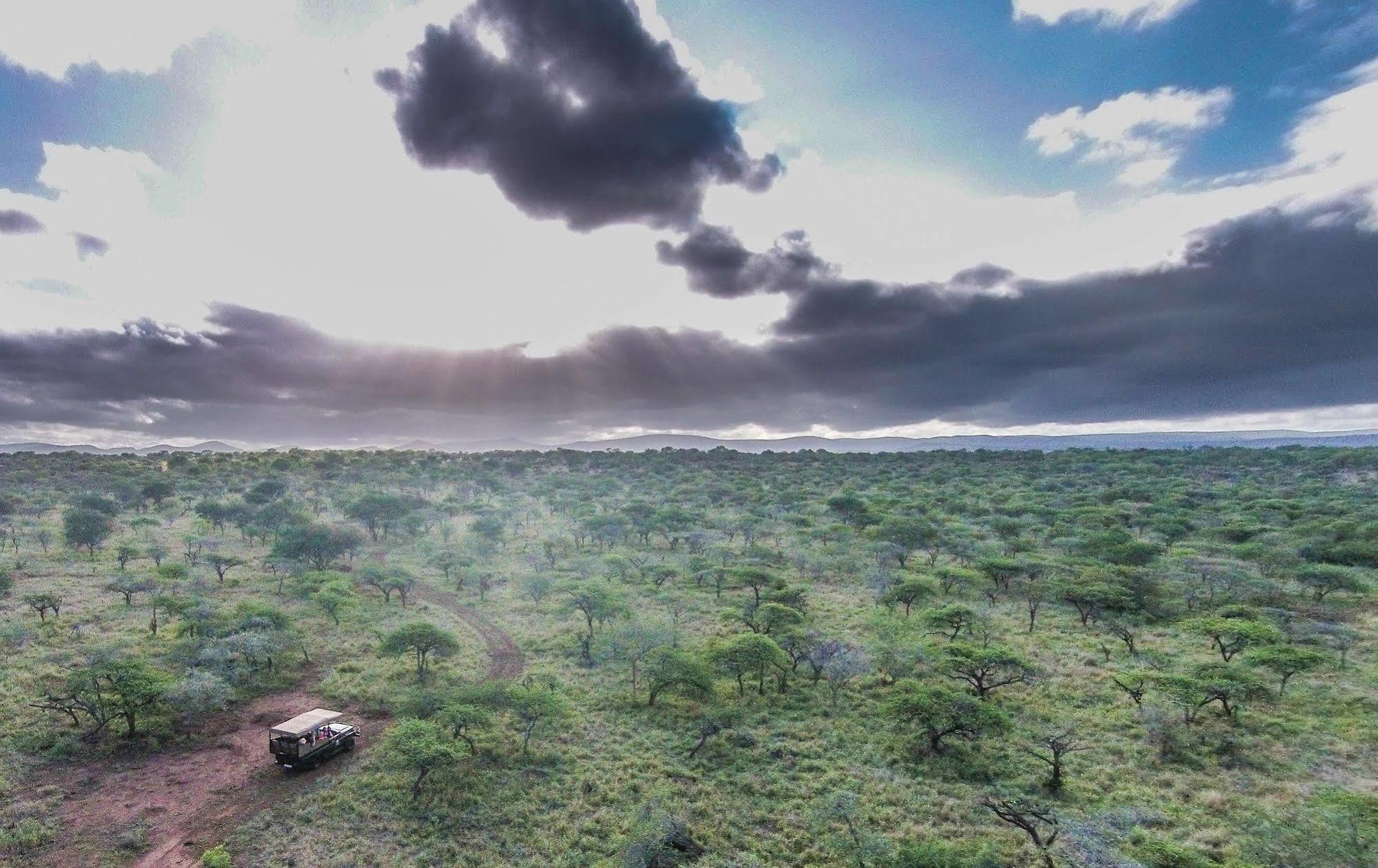 Rhino River Lodge Manyoni Private Game Reserve Esterno foto